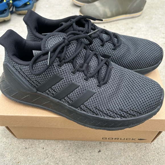 Addidas Queststar Flow NXT Men’s 8.5, Black - Picture 3 of 3